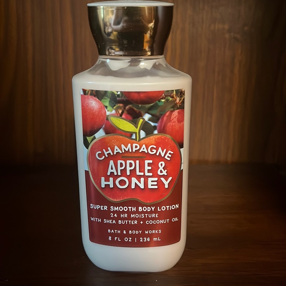 Bath and Body Works Body Lotion: Champagne Apple and Honey
